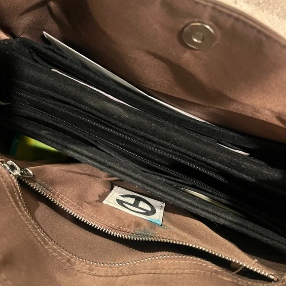 Telfar Brown Tote Bag - Picture 6 of 8